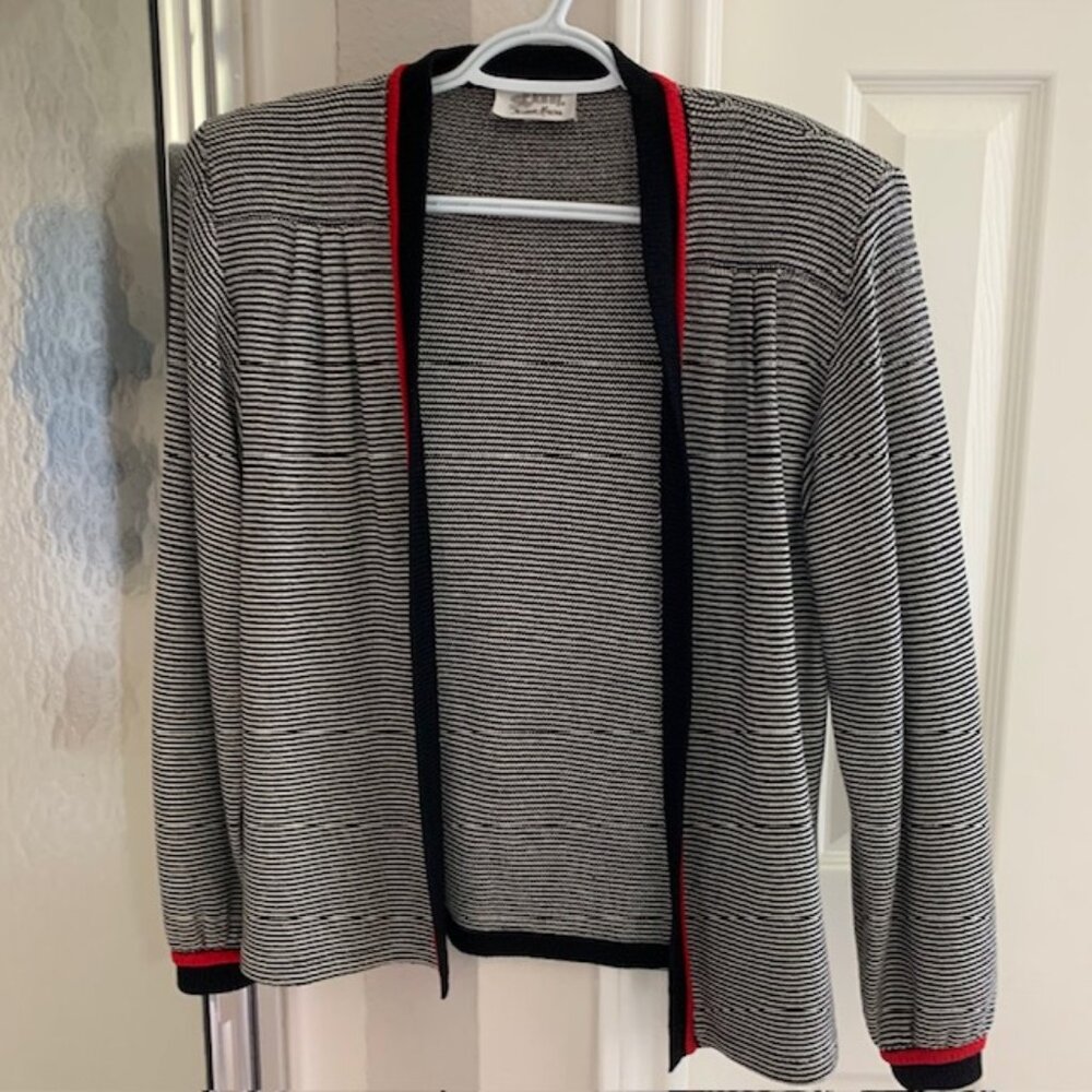 St John Neiman Marcus sweater size 4